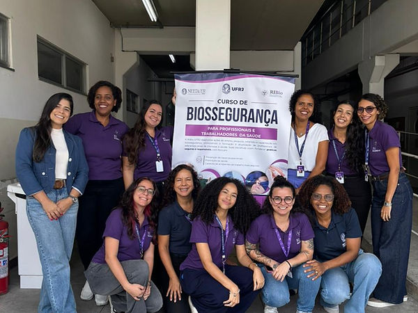Curso de biossegurança para manicures e podólogas